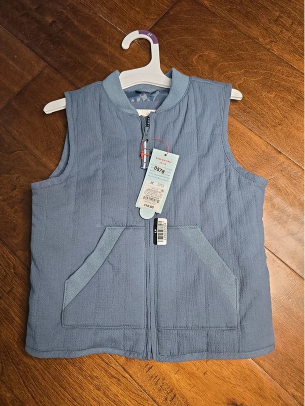3t brand new vest from target item 578G7